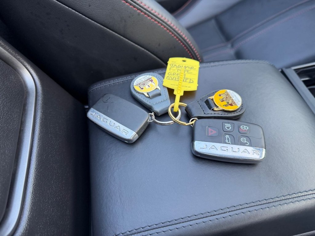 Used Jaguar F-Type 2013 for sale - 77006977: Photo 41