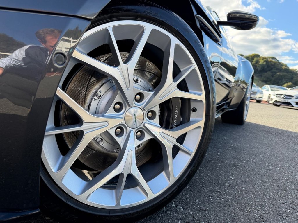 Used Aston Martin DB11 2019 for sale - 77408468: Photo 30