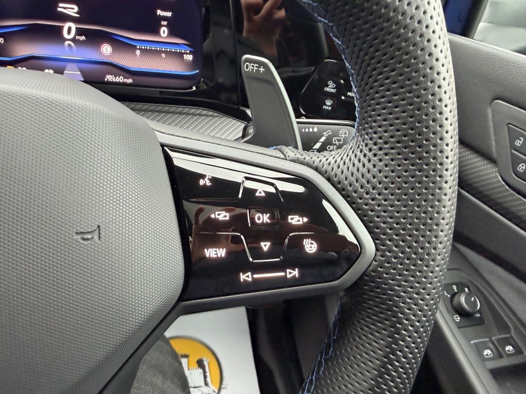 Used Volkswagen Golf 2023 for sale - 77328182: Photo 40