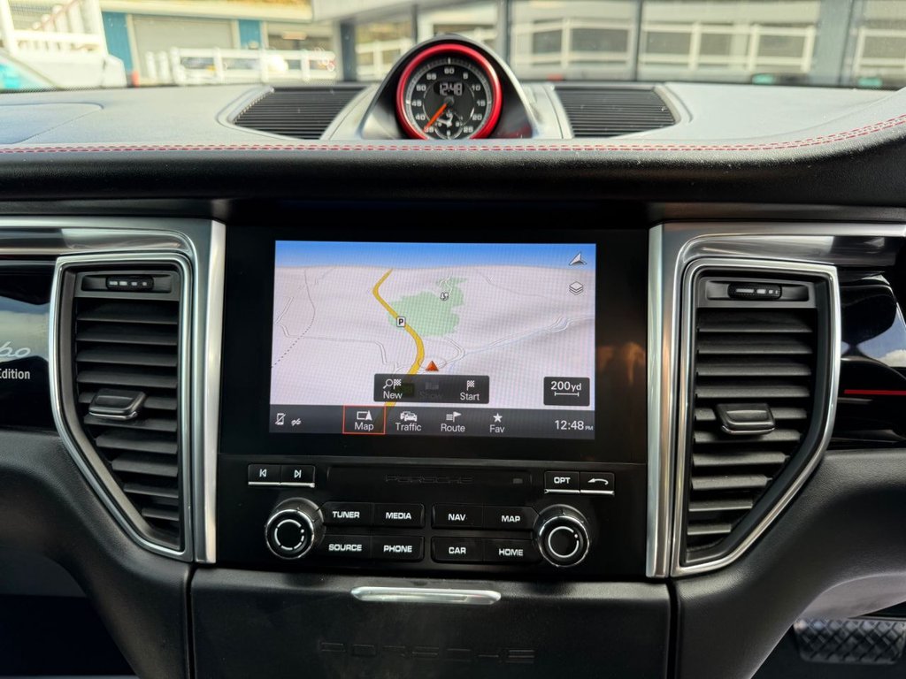 Used Porsche Macan 2018 for sale - 78016779: Photo 18