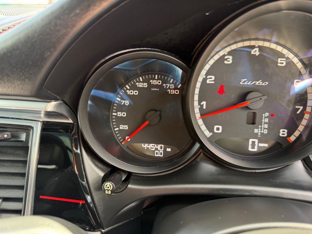 Used Porsche Macan 2018 for sale - 78016779: Photo 20