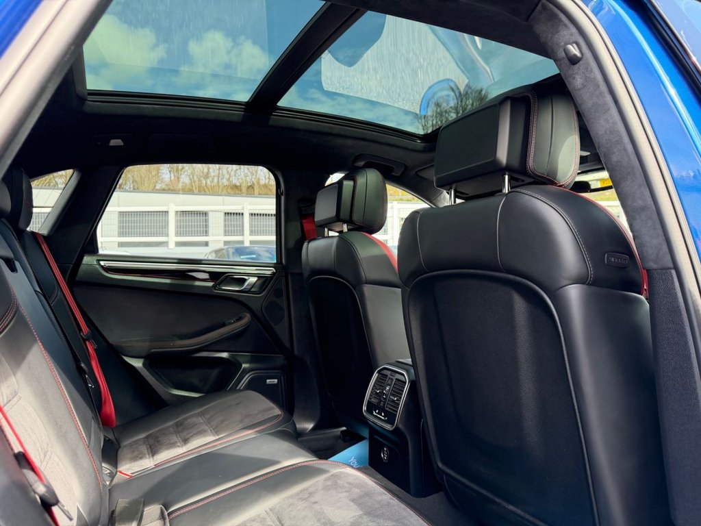 Used Porsche Macan 2018 for sale - 78016779: Photo 30