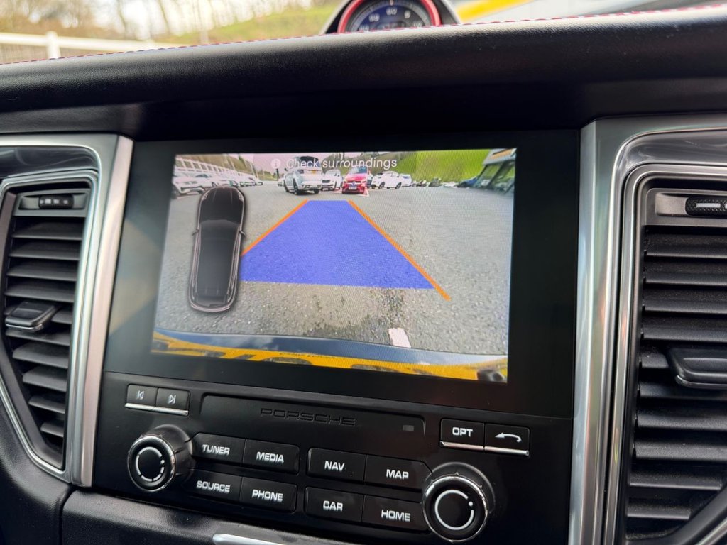 Used Porsche Macan 2018 for sale - 78016779: Photo 49