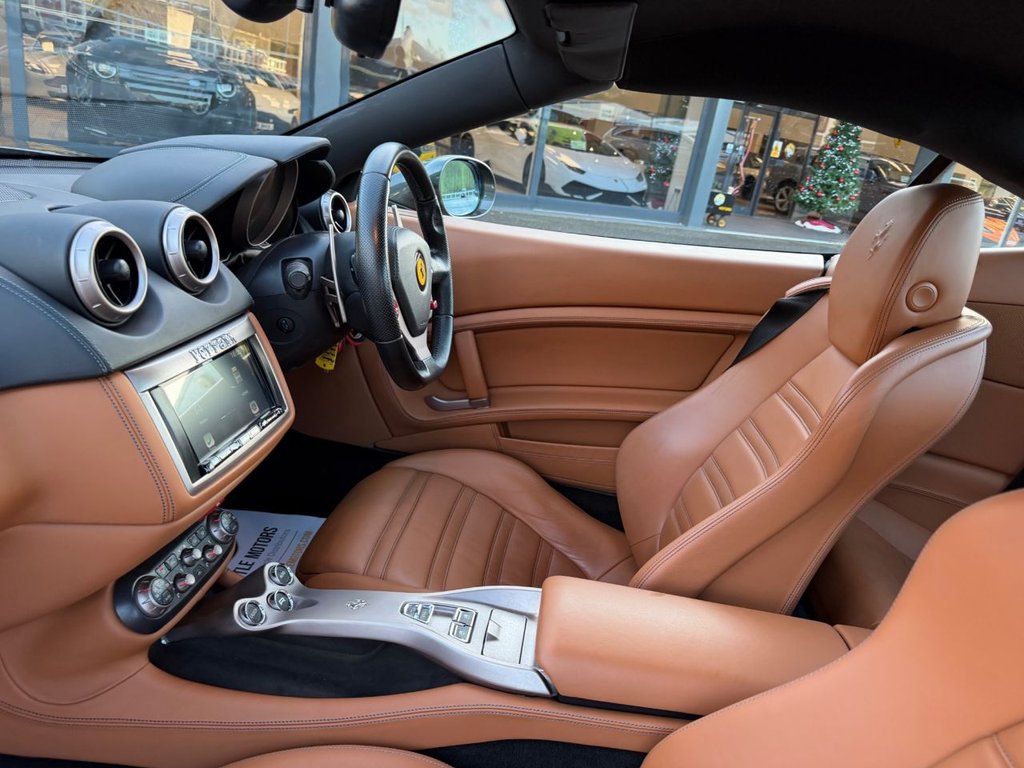 Used Ferrari California 2009 for sale - 76950227: Photo 15