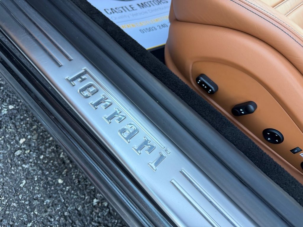 Used Ferrari California 2009 for sale - 76950227: Photo 18