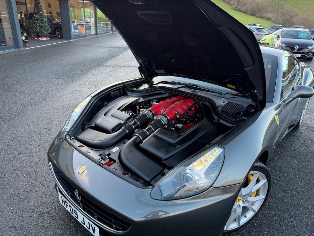Used Ferrari California 2009 for sale - 76950227: Photo 22