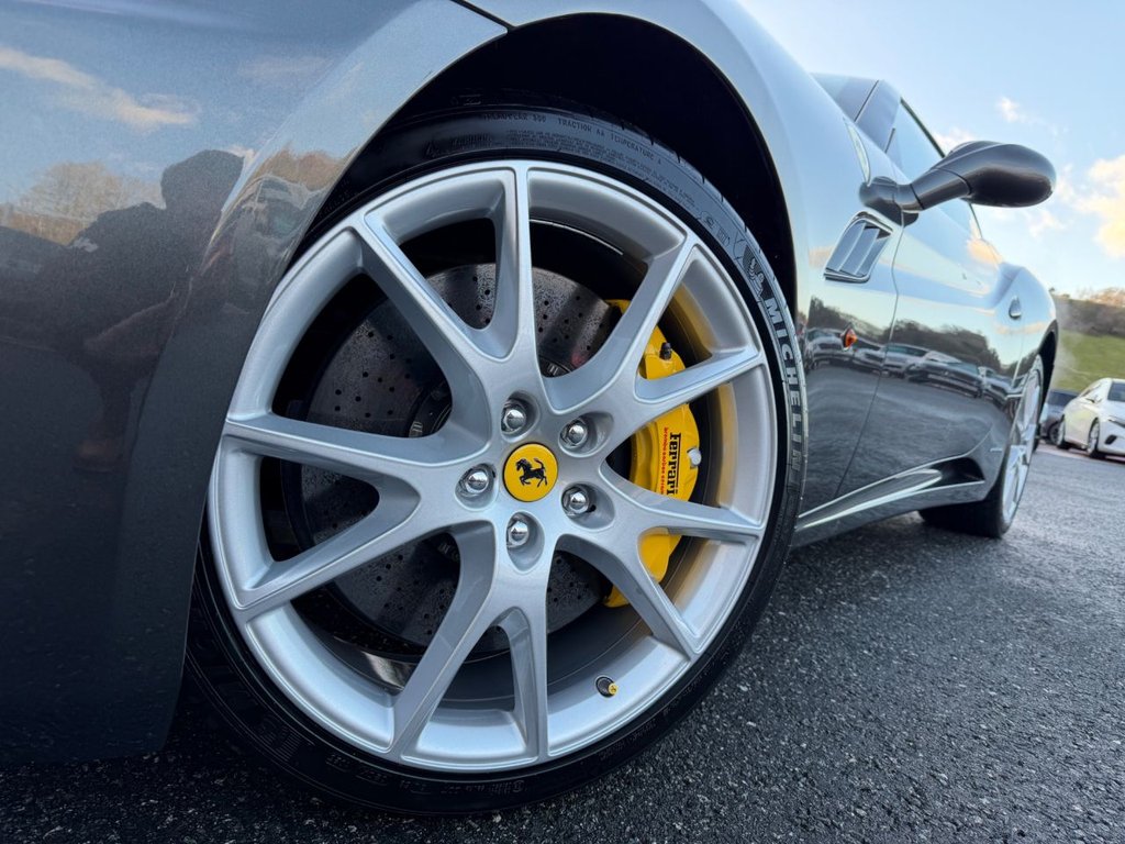 Used Ferrari California 2009 for sale - 76950227: Photo 29