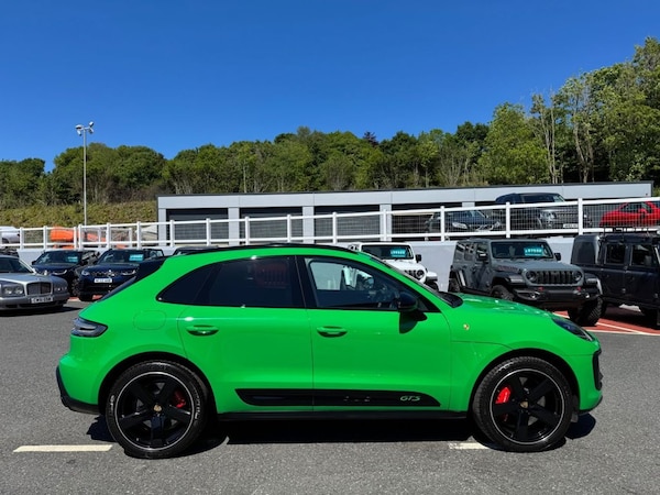 Used Porsche Macan 2021 for sale - 76132298: Photo 10