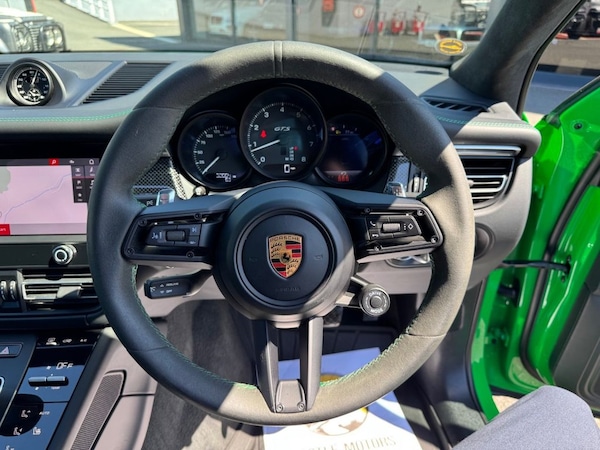 Used Porsche Macan 2021 for sale - 76132298: Photo 16