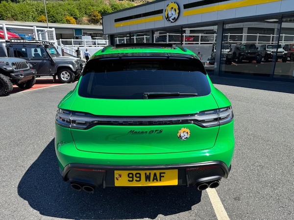 Used Porsche Macan 2021 for sale - 76132298: Photo 7