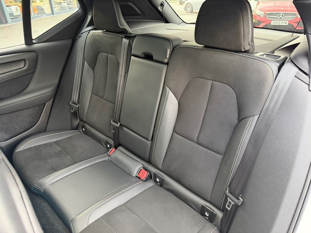 Used Volvo XC40 2018 for sale - 76820358: Photo 24