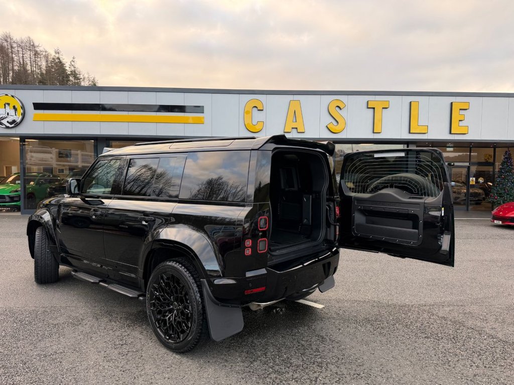 Used Land Rover Defender 110 2026 for sale - 77355873: Photo 15