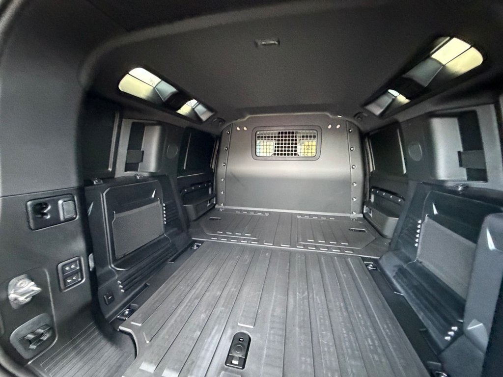 Used Land Rover Defender 110 2026 for sale - 77355873: Photo 18