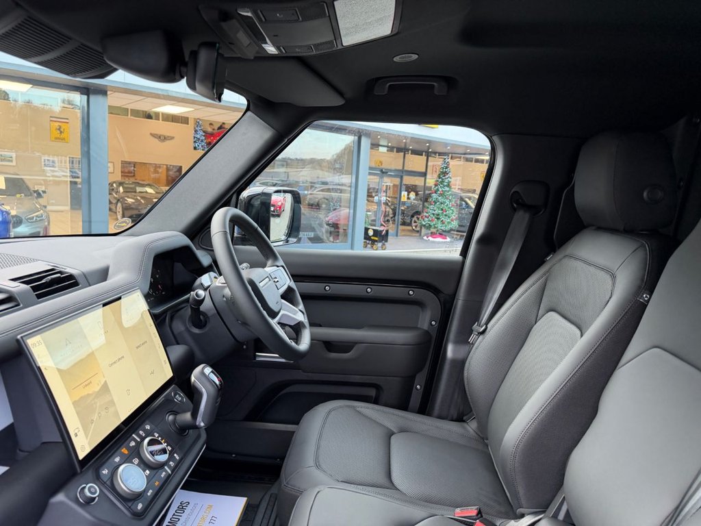 Used Land Rover Defender 110 2026 for sale - 77355873: Photo 21