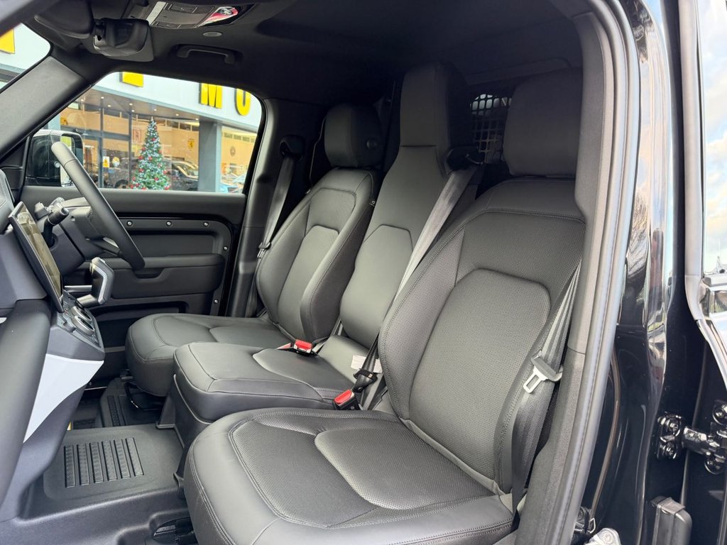 Used Land Rover Defender 110 2026 for sale - 77355873: Photo 23