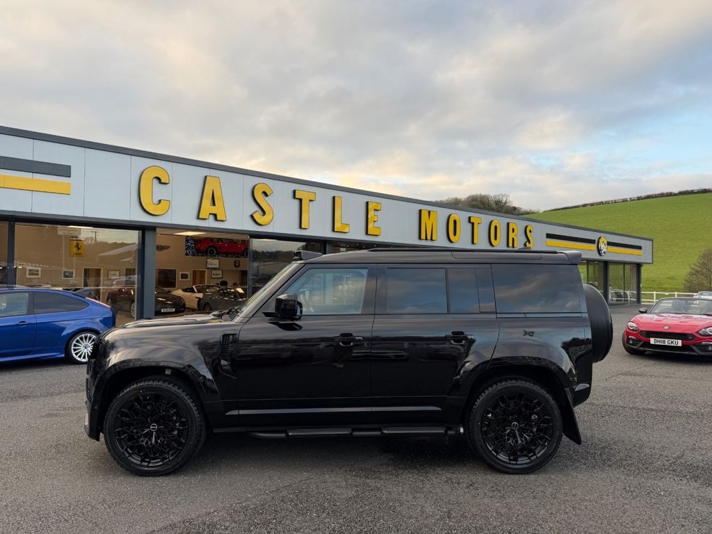 Used Land Rover Defender 110 2026 for sale - 77355873: Photo 3