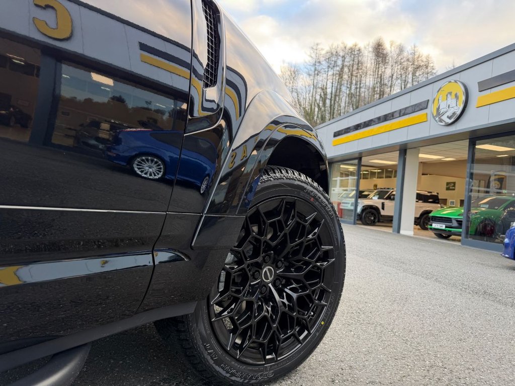 Used Land Rover Defender 110 2026 for sale - 77355873: Photo 30