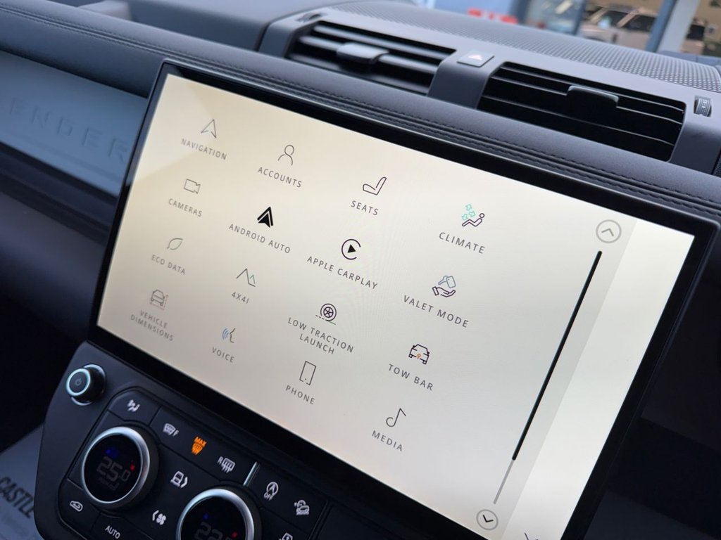 Used Land Rover Defender 110 2026 for sale - 77355873: Photo 39