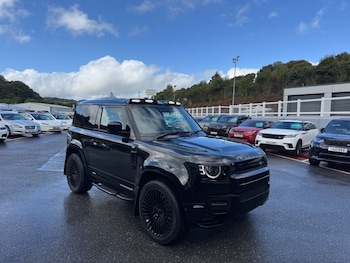 Land Rover - Defender