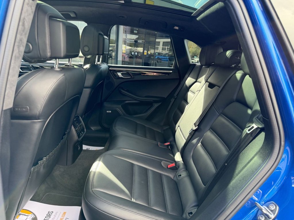 Used Porsche Macan 2020 for sale - 77879351: Photo 20