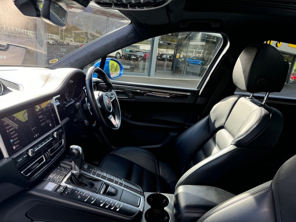 Used Porsche Macan 2020 for sale - 77879351: Photo 21