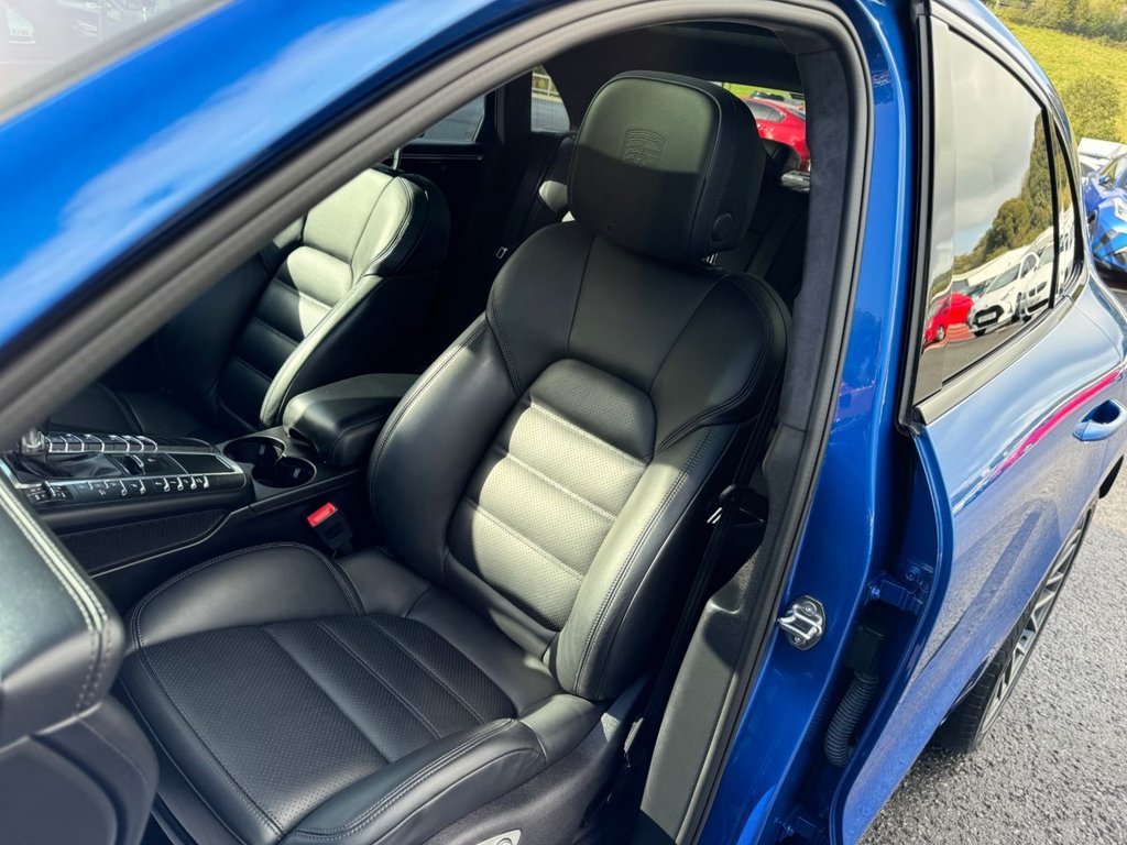 Used Porsche Macan 2020 for sale - 77879351: Photo 25