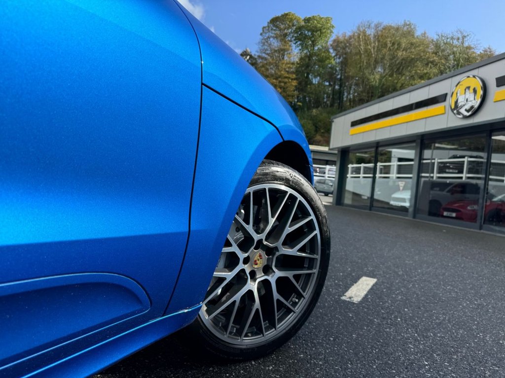 Used Porsche Macan 2020 for sale - 77879351: Photo 37