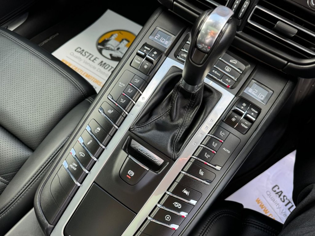 Used Porsche Macan 2020 for sale - 77879351: Photo 43