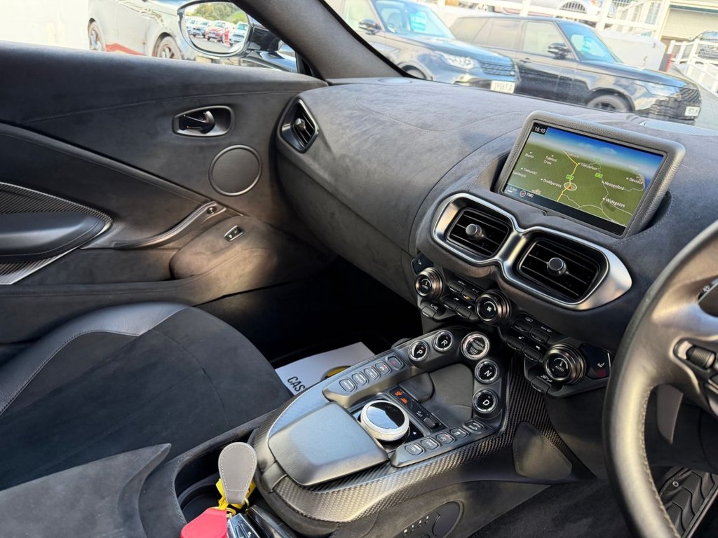 Used Aston Martin Vantage 2018 for sale - 76376271: Photo 12