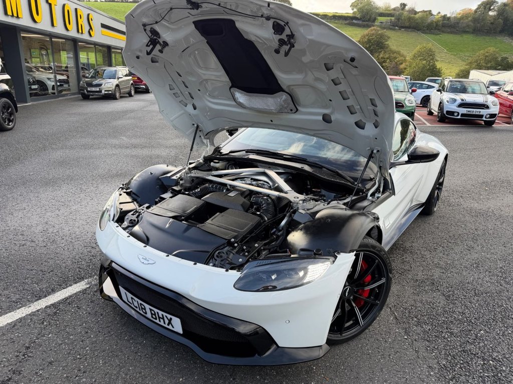 Used Aston Martin Vantage 2018 for sale - 76376271: Photo 24