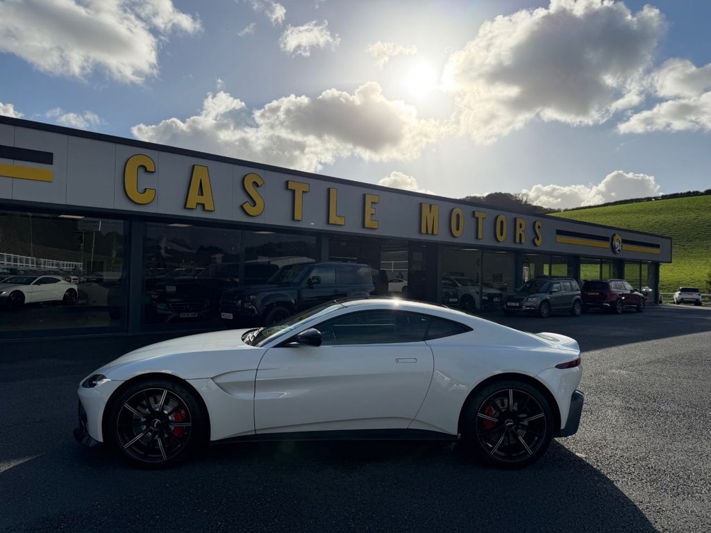 Used Aston Martin Vantage 2018 for sale - 76376271: Photo 3
