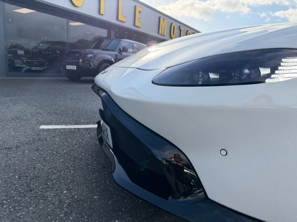Used Aston Martin Vantage 2018 for sale - 76376271: Photo 31