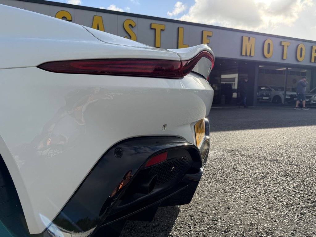 Used Aston Martin Vantage 2018 for sale - 76376271: Photo 33