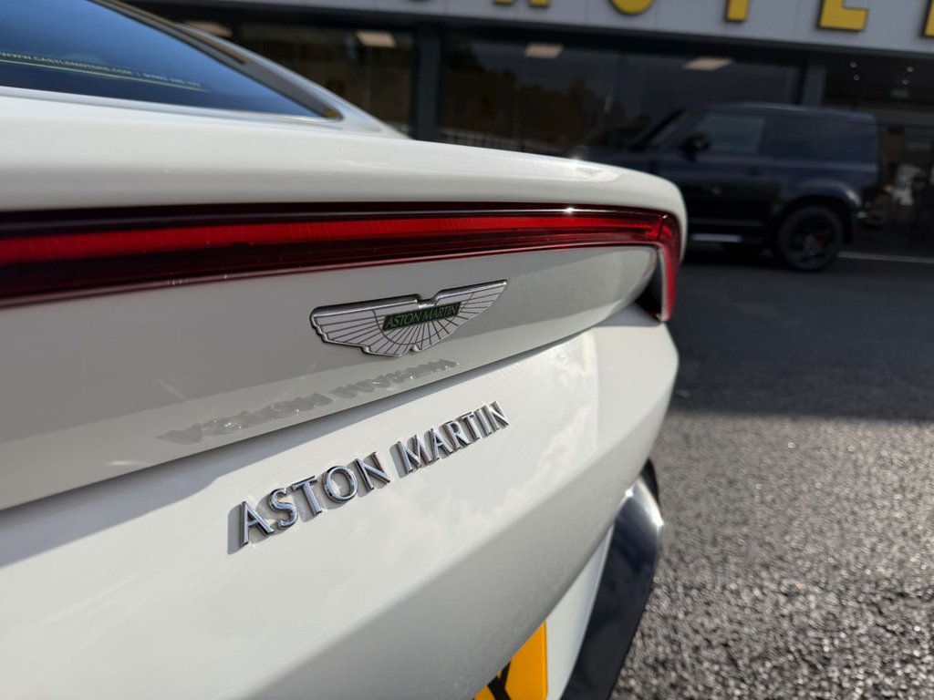 Used Aston Martin Vantage 2018 for sale - 76376271: Photo 34
