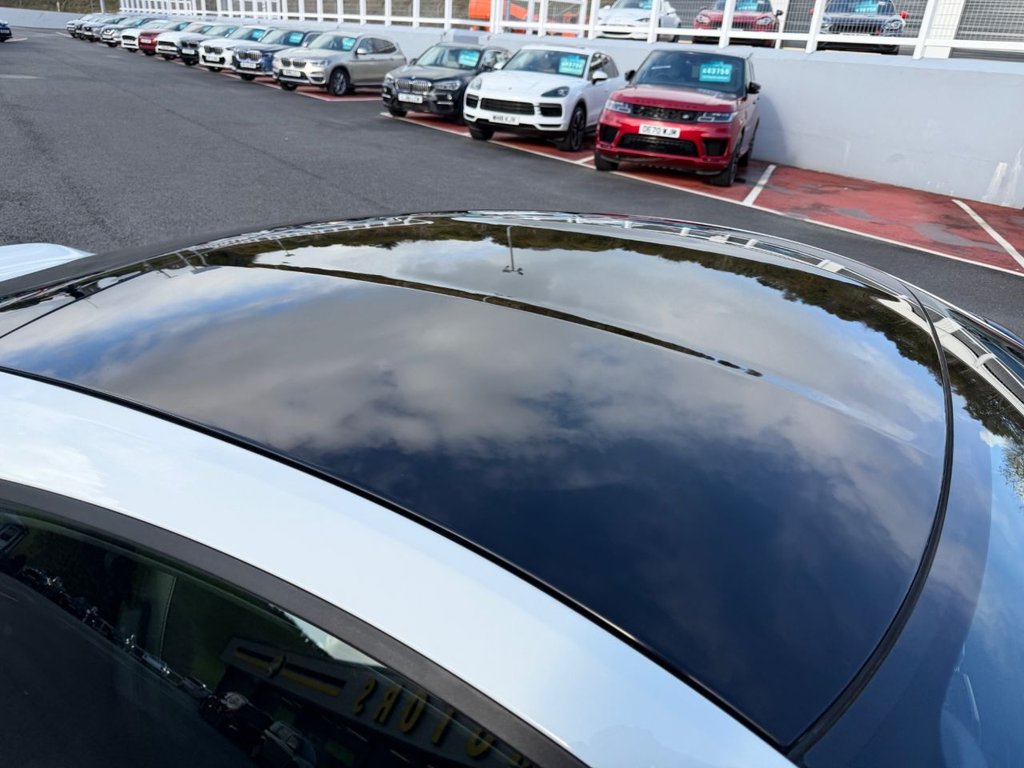 Used Aston Martin Vantage 2018 for sale - 76376271: Photo 8