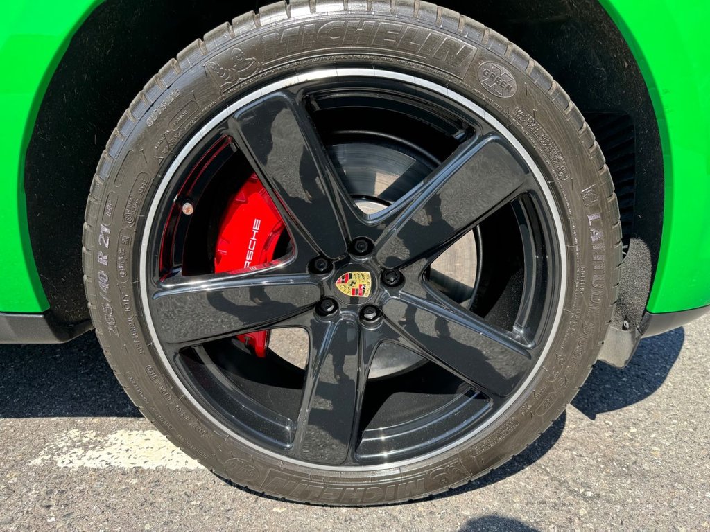 Used Porsche Macan 2021 for sale - 76454214: Photo 11