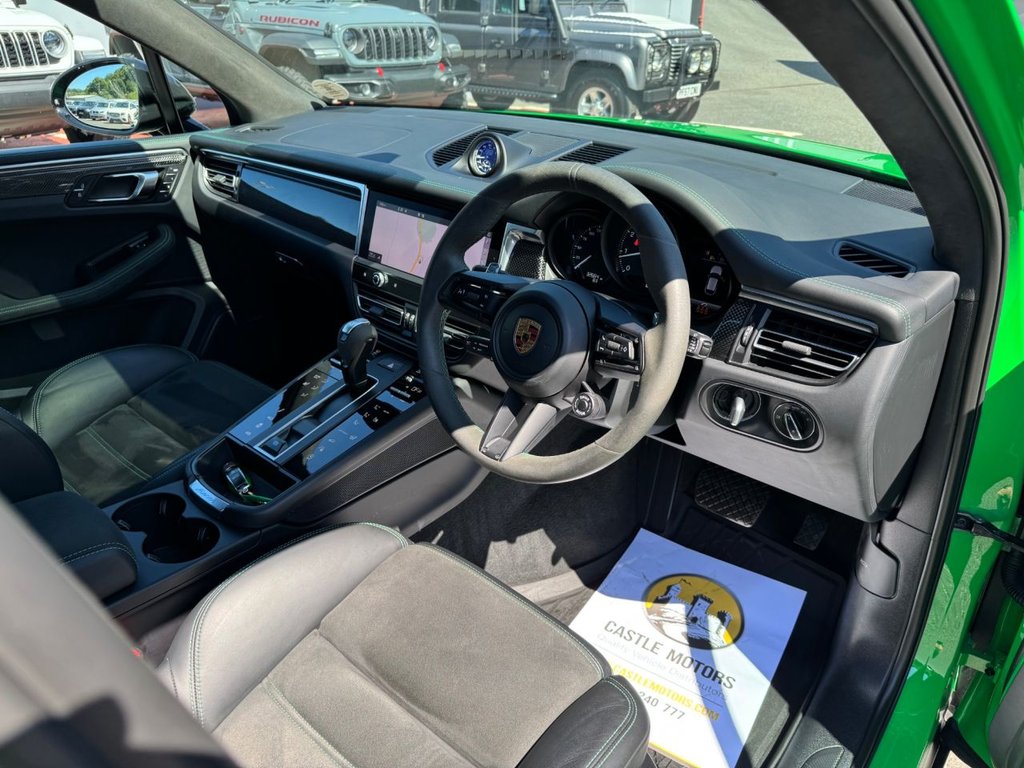 Used Porsche Macan 2021 for sale - 76454214: Photo 12