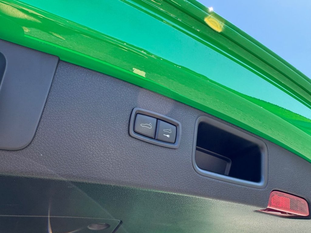 Used Porsche Macan 2021 for sale - 76454214: Photo 30