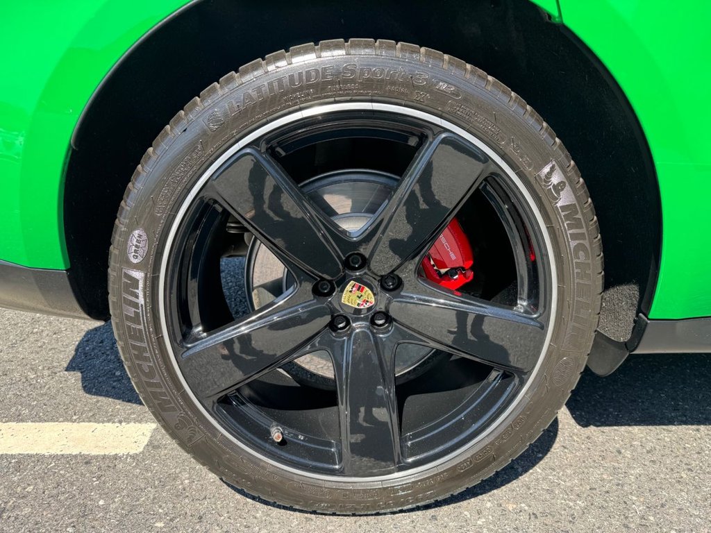 Used Porsche Macan 2021 for sale - 76454214: Photo 45