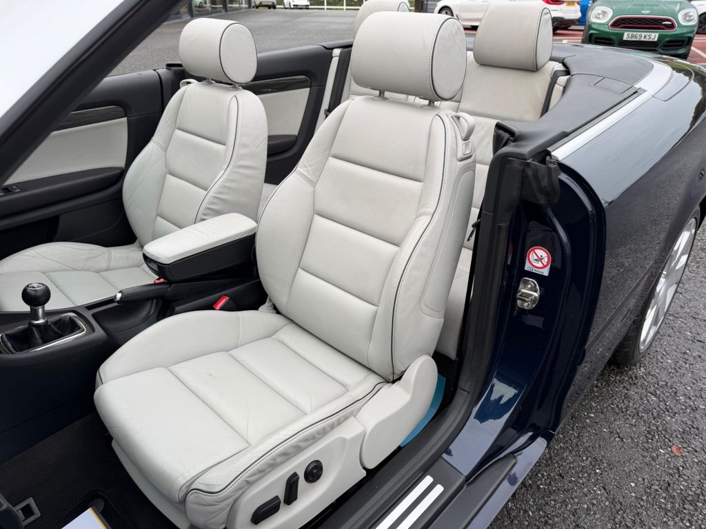 Used Audi S4 Cabriolet 2005 for sale - 76416894: Photo 20