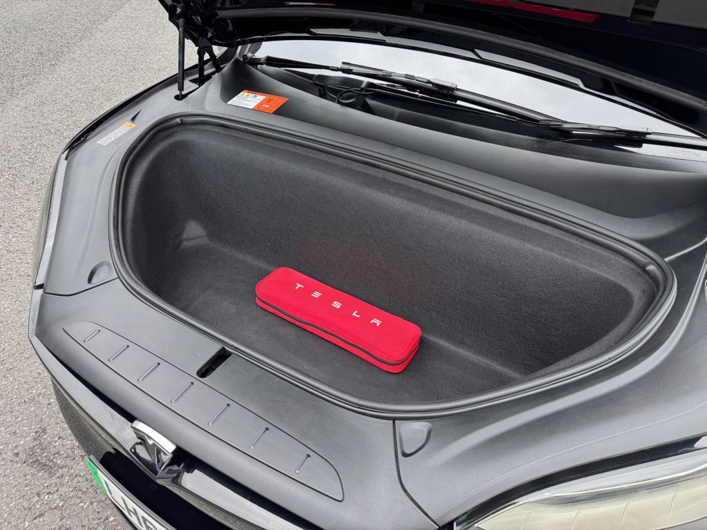 Used Tesla Model X 2017 for sale - 76496037: Photo 26