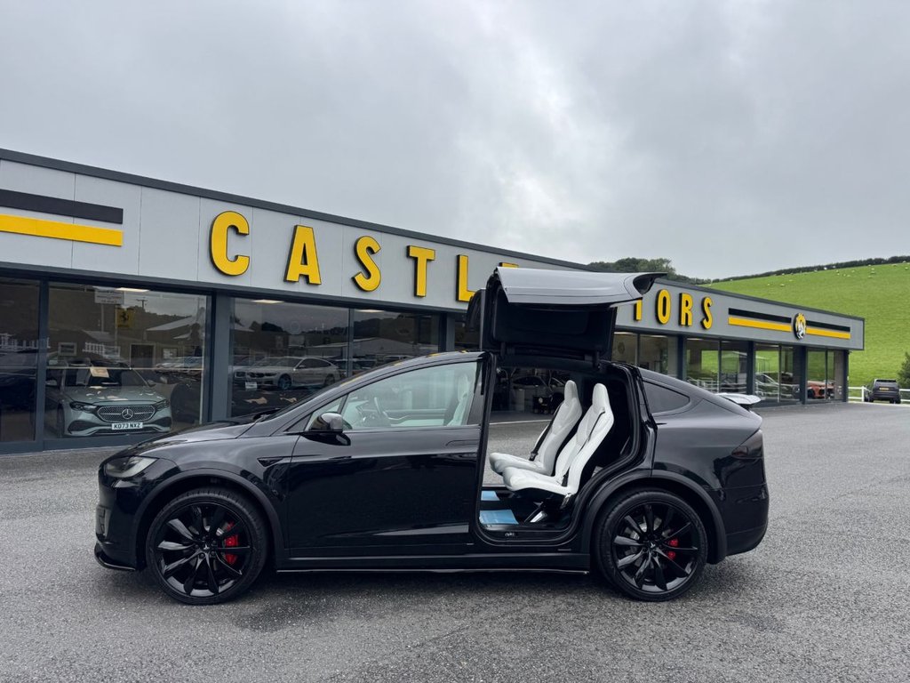 Used Tesla Model X 2017 for sale - 76496037: Photo 27