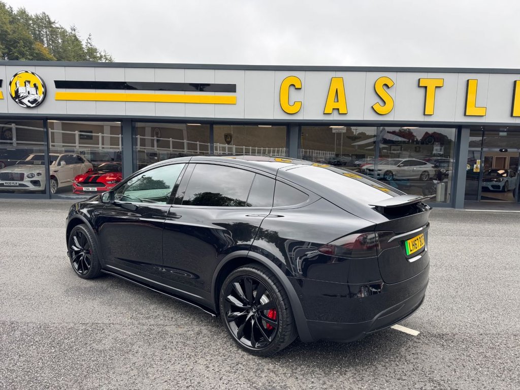 Used Tesla Model X 2017 for sale - 76496037: Photo 4