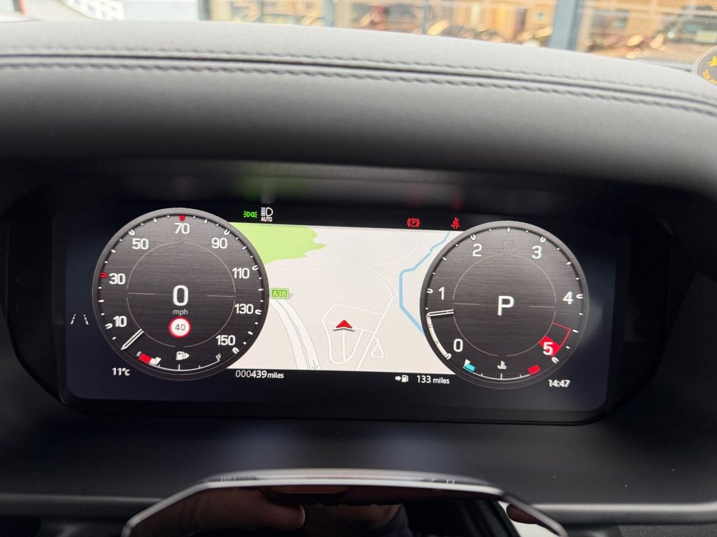 Used Land Rover Defender 90 2026 for sale - 77384095: Photo 30