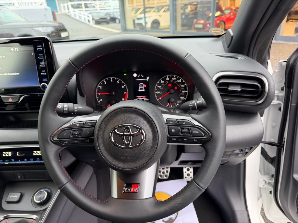 Used Toyota Yaris 2021 for sale - 76429754: Photo 11