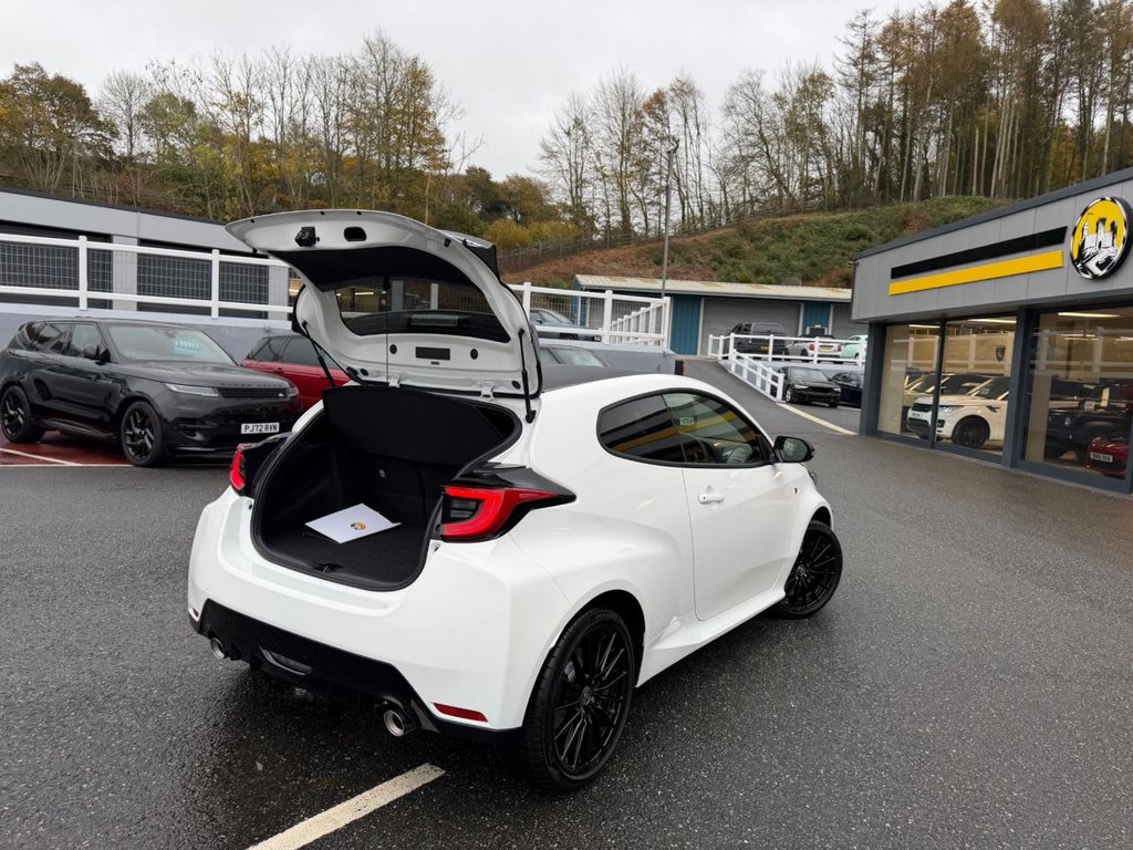 Used Toyota Yaris 2021 for sale - 76429754: Photo 15