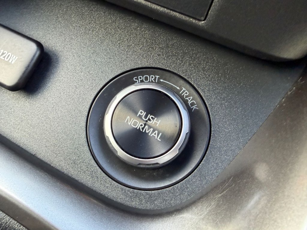 Used Toyota Yaris 2021 for sale - 77355673: Photo 40