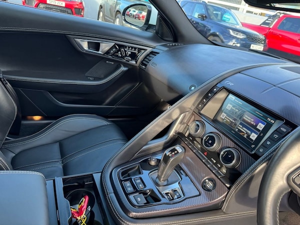 Used Jaguar F-Type 2015 for sale - 76245364: Photo 13