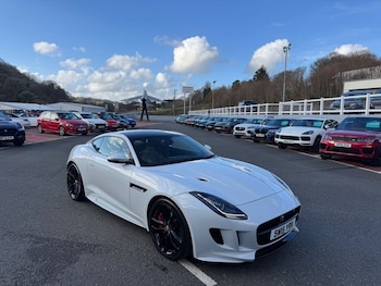 2015 (15) - 5.0 V8 R Coupe Petrol Auto AWD Euro 6 (s/s) (550 ps) 2-Door