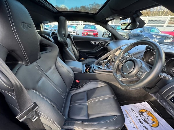 Used Jaguar F-Type 2015 for sale - 76245364: Photo 9